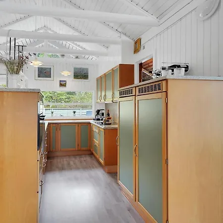 Holiday home Stunning In Romo With Kitchen